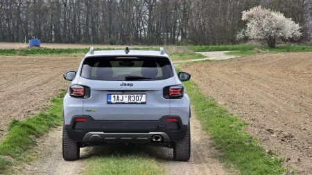 test-2026-jeep-avenger-4xe-north-face-6
