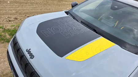 test-2026-jeep-avenger-4xe-north-face-9