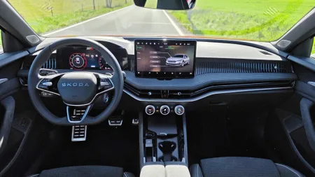 test-2026-skoda-superb-sportline-20-tdi-4x4-dsg-12
