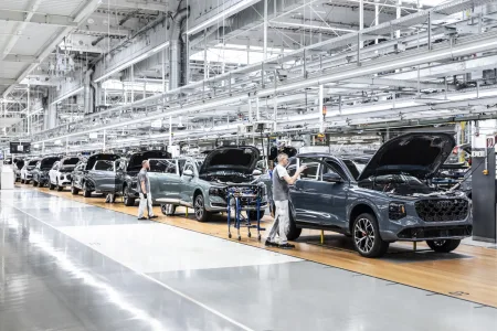 production-of-the-audi-q9-at-the-bratislava-site