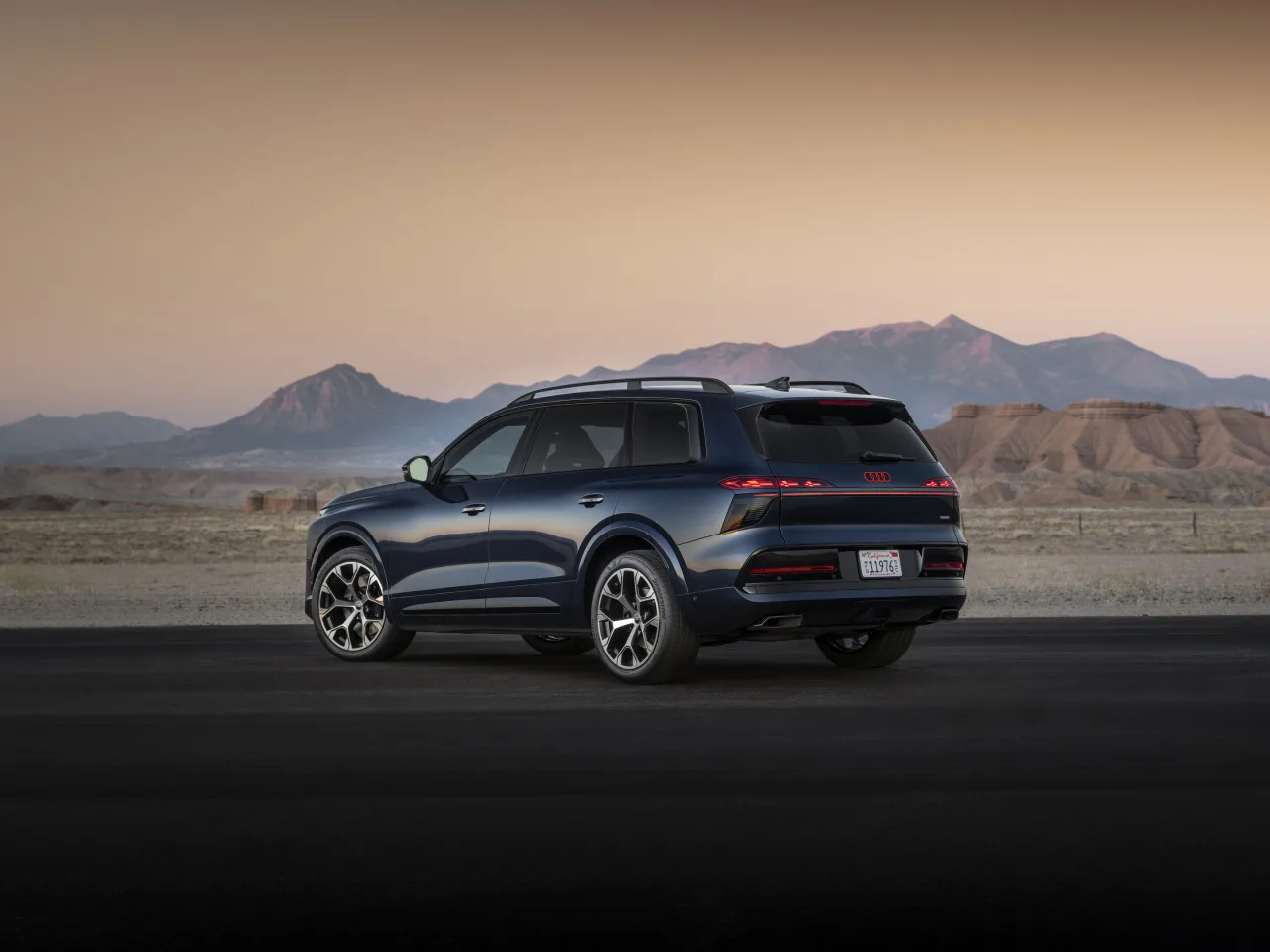 audi-q9-suv-8