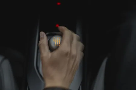 2026-ferrari-12cilindri-manuale-9