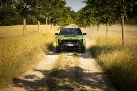 2026-jeep-avenger-4xe-facelift-prvni-jizda-20