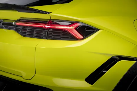 2026-lamborghini-urus-se-performante-facelift-14