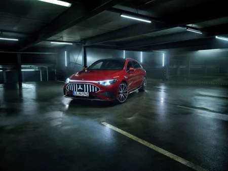 2026-mercedes-amg-cla-45-4matic-elektromobil-20
