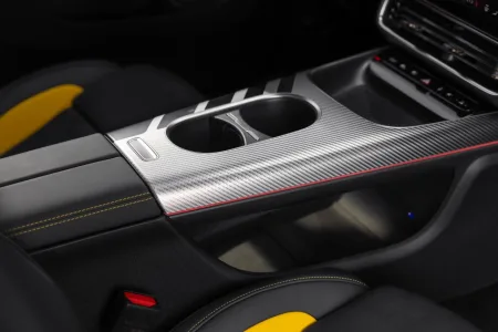 2026-mercedes-amg-cla-45-4matic-elektromobil-9