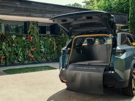2026-peugeot-e-5008-dog-edition-koncept-5