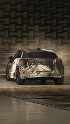 2026-range-rover-gt-maskovany-prototyp-4