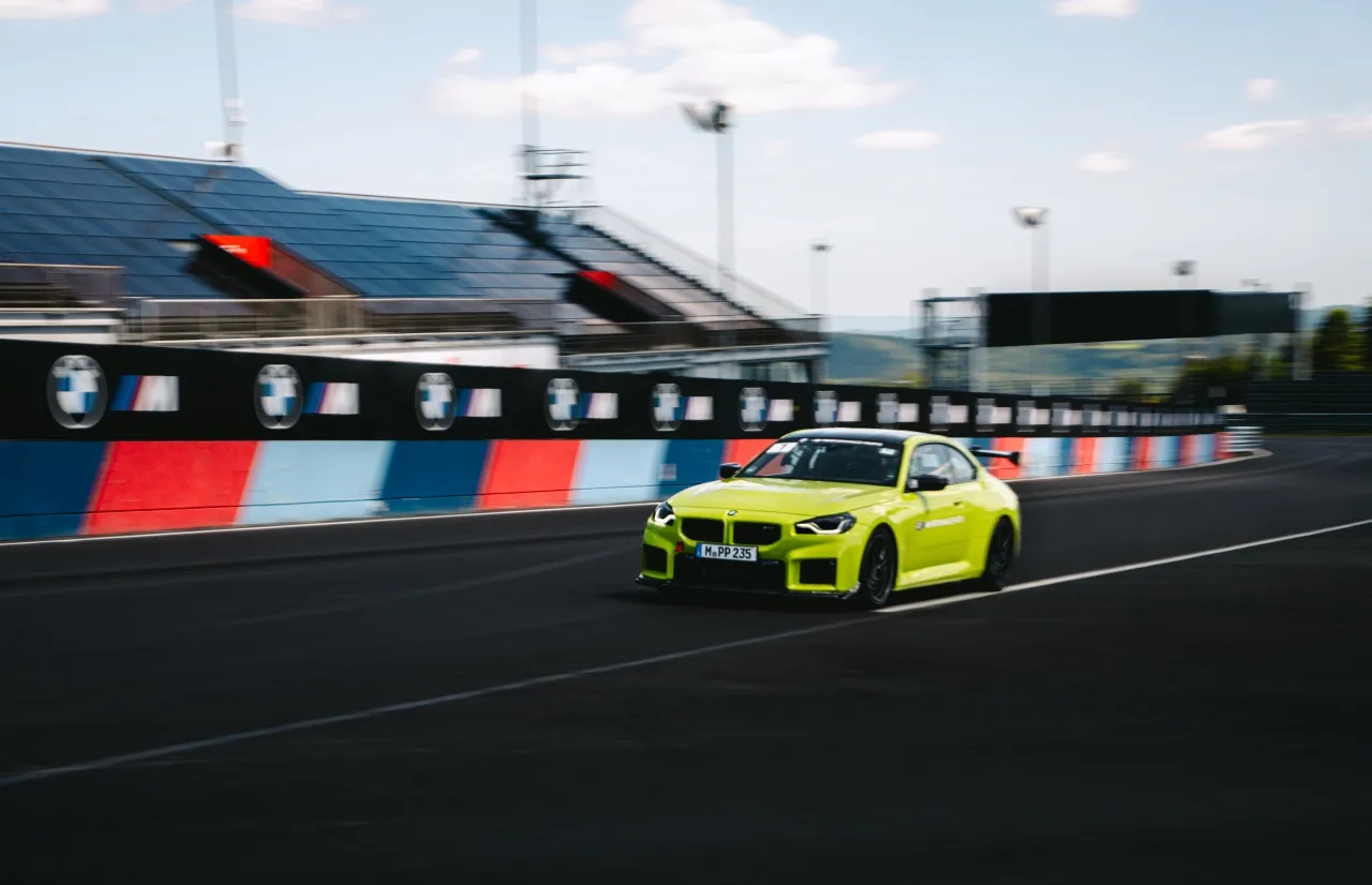 bmw-m2-m-performance-track-kit-rekord-nurburgring-nordschleife-4