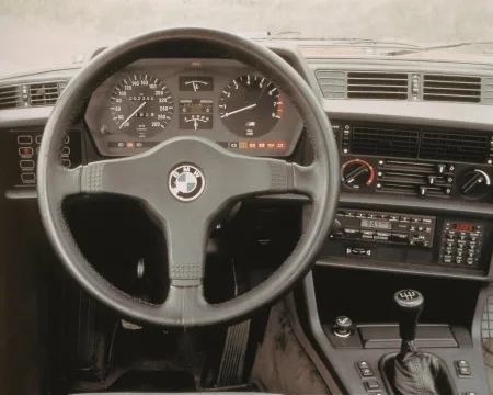 bmw-rady-6-e24-15