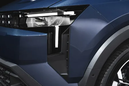 dacia-striker-hybrid-150-4x4-2026-10