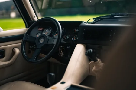 lamborghini-lm002-11