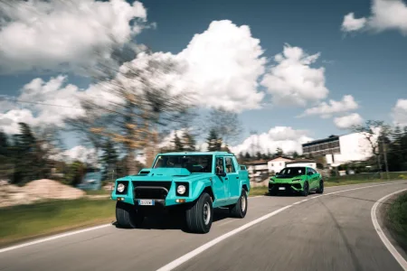 lamborghini-lm002-3