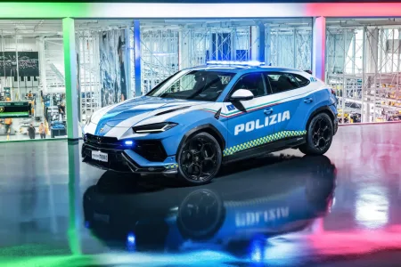 lamborghini-urus-performante-polizia-di-stato-1