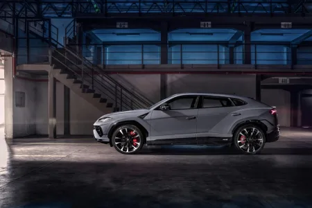 lamborghini-urus-s-2
