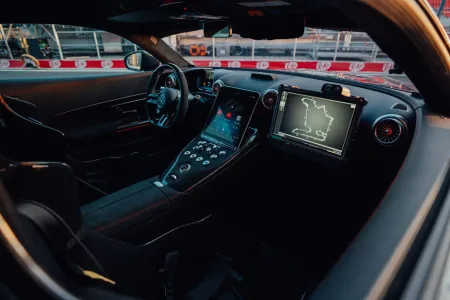 mercedes-amg-gt-63-pro-safety-car-formule-1-13