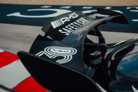 mercedes-amg-gt-63-pro-safety-car-formule-1-14
