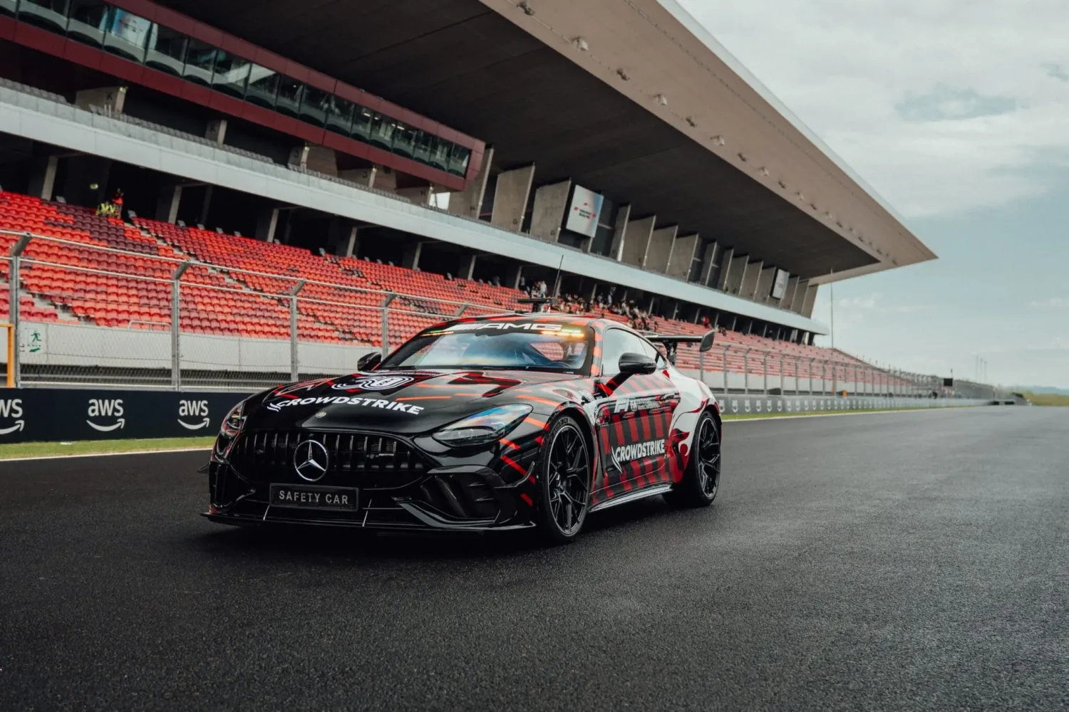 mercedes-amg-gt-63-pro-safety-car-formule-1-3