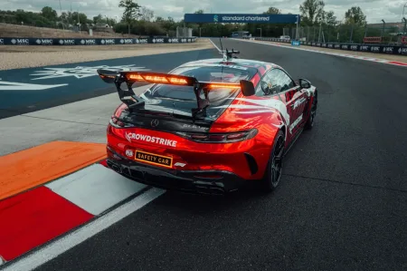 mercedes-amg-gt-63-pro-safety-car-formule-1-9