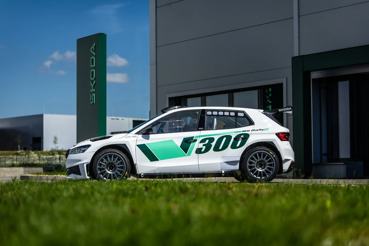 skoda-motorsport-skoda-fabia-rs-rally2-300-kusu