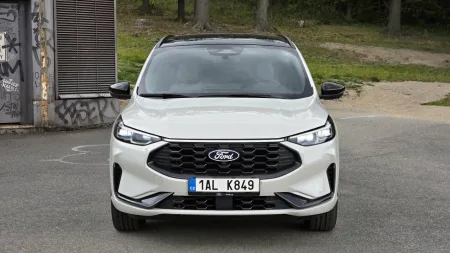 test-2026-ford-kuga-hybrid-awd-sound-edition-1