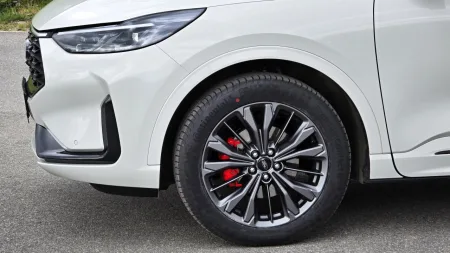 test-2026-ford-kuga-hybrid-awd-sound-edition-11