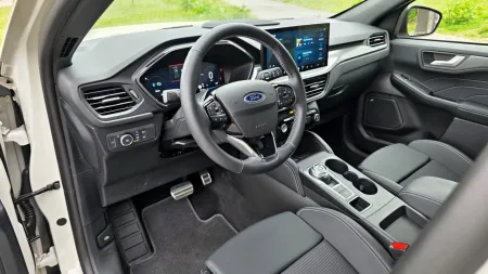 test-2026-ford-kuga-hybrid-awd-sound-edition-15