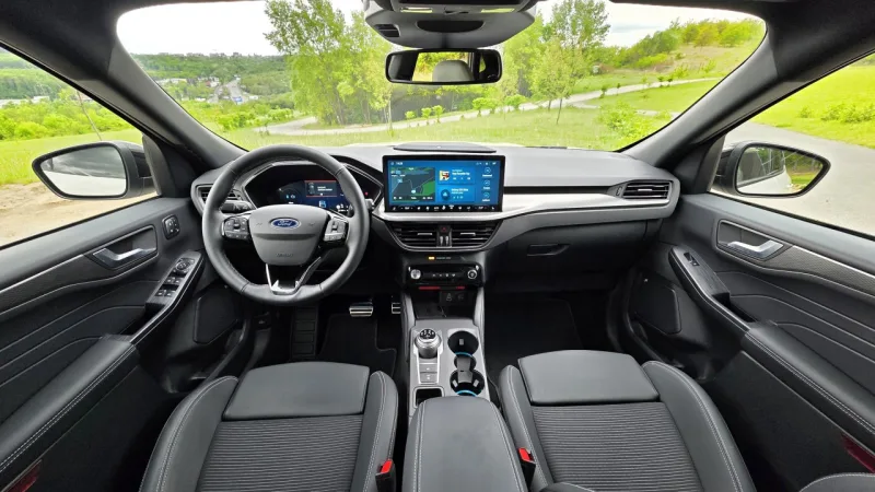 test-2026-ford-kuga-hybrid-awd-sound-edition-17