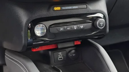 test-2026-ford-kuga-hybrid-awd-sound-edition-21