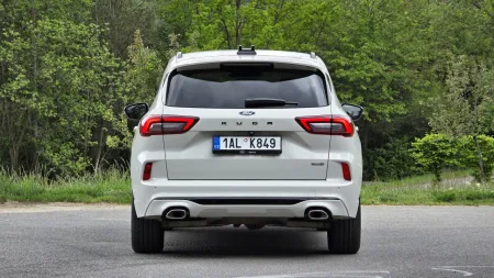 test-2026-ford-kuga-hybrid-awd-sound-edition-6