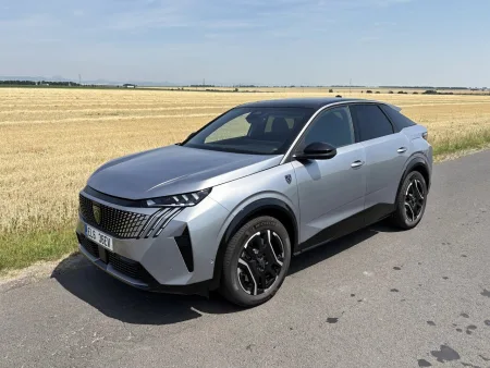 test-2026-peugeot-e-3008-gt-dual-motor-239-kw-2