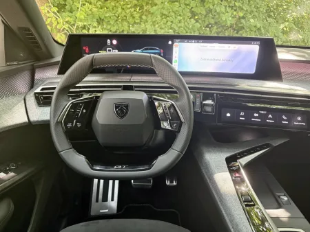 test-2026-peugeot-e-3008-gt-dual-motor-239-kw-22