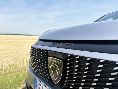 test-2026-peugeot-e-3008-gt-dual-motor-239-kw-7
