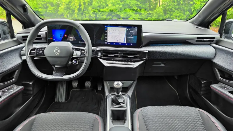 test-2026-renault-clio-techno-tce-115-6mt-21