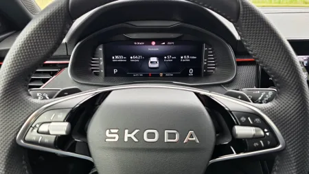 test-2026-skoda-kamiq-15-tsi-dsg-15