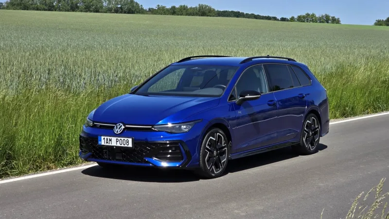 test-2026-volkswagen-golf-variant-r-line-people-20-tsi-150-kw-2