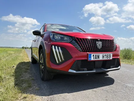 test-2026-peugeot-2008-hybrid-1