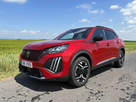 test-2026-peugeot-2008-hybrid-3