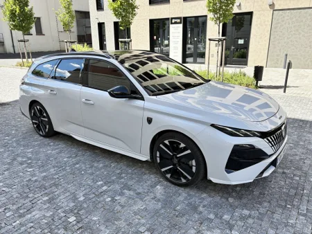 test-2026-peugeot-308-sw-gt-plug-in-hybrid-1
