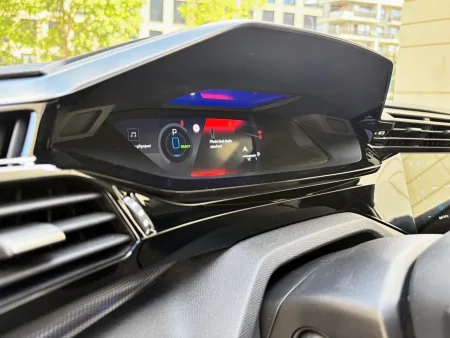 test-2026-peugeot-308-sw-gt-plug-in-hybrid-17