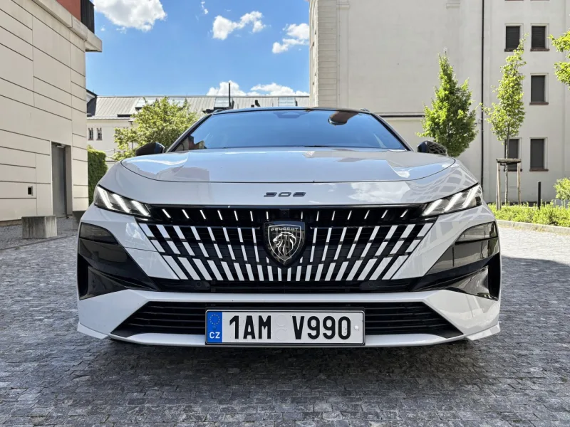 test-2026-peugeot-308-sw-gt-plug-in-hybrid-2