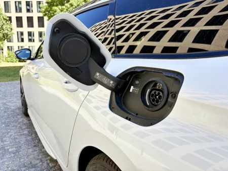 test-2026-peugeot-308-sw-gt-plug-in-hybrid-25