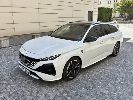 test-2026-peugeot-308-sw-gt-plug-in-hybrid-4