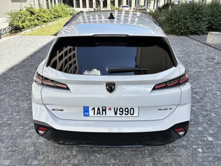 test-2026-peugeot-308-sw-gt-plug-in-hybrid-6
