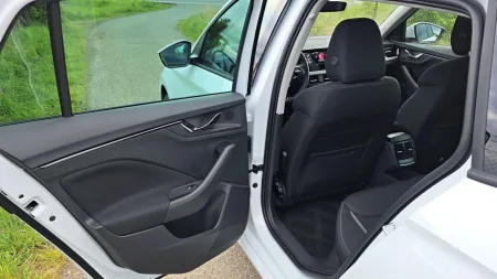 test-2026-skoda-scala-10-tsi-6mt-21