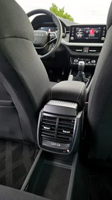 test-2026-skoda-scala-10-tsi-6mt-23