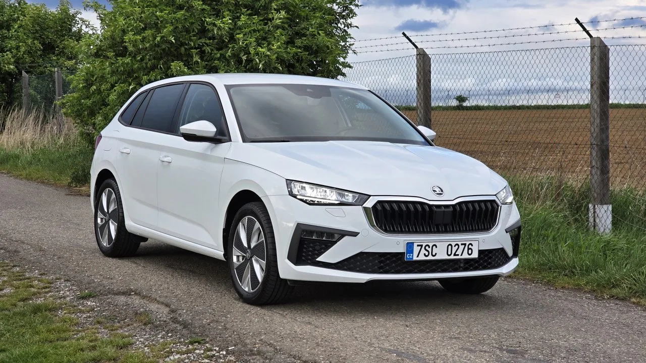 test-2026-skoda-scala-10-tsi-6mt-9