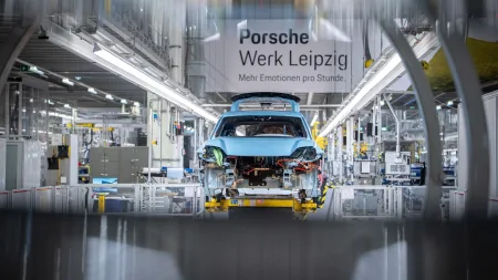 tovarna-porsche-lipsko