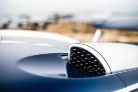 2026-bugatti-la-maison-pur-sang-veyron-20-years-10