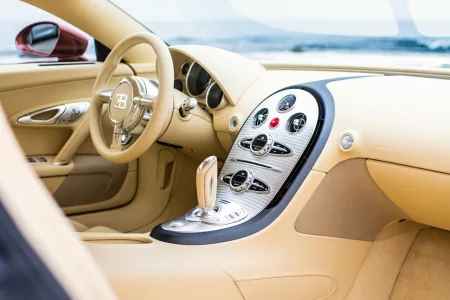 2026-bugatti-la-maison-pur-sang-veyron-20-years-17